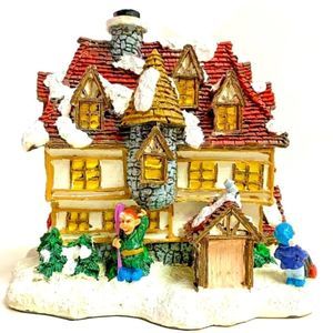 Santa’s Town at the North Pole Elf Dormitory International Resourcing 1995 Xmas